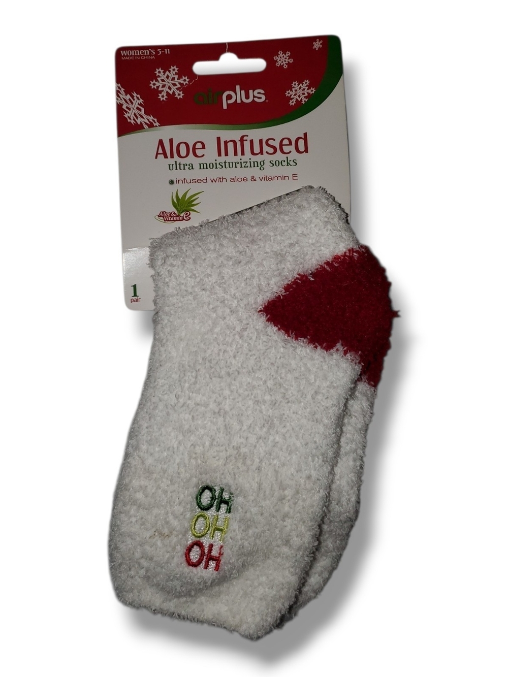 air plus Aloe Infused Women's Cozy Socks - White with Red Accent